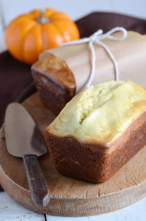 pumpkin cheesecake bread