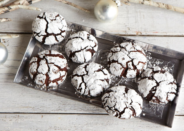 Choc crinkle cookies