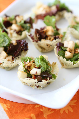 gorgonzola cheese cups