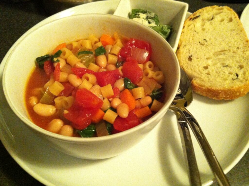 finished Easy Minestrone Soup
