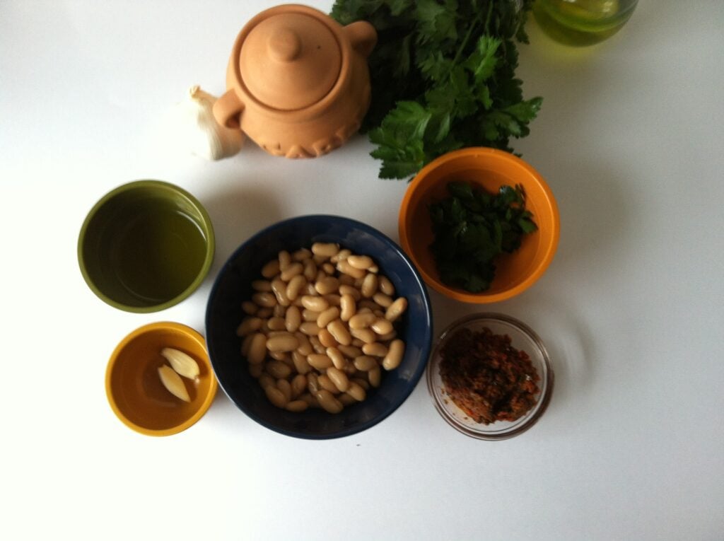 Ingredients for White Bean and Sun Dried Tomato Dip