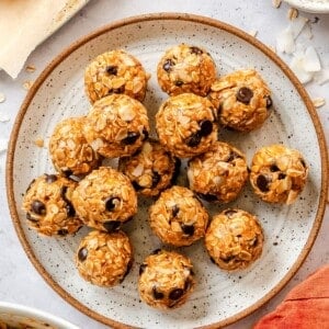 no-bake peanut butter oatmeal bites on a white plate