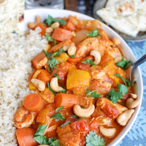 Slow Cooker Coconut Curry Chicken with Cashews