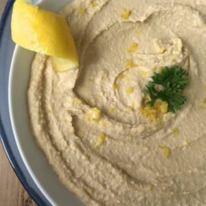 Lemon Hummus in bowl