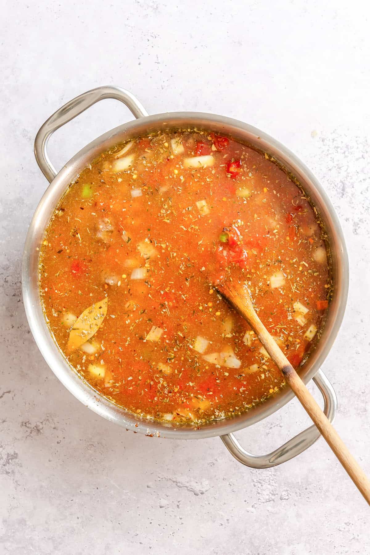 Pasta e fagioil in a dutch oven