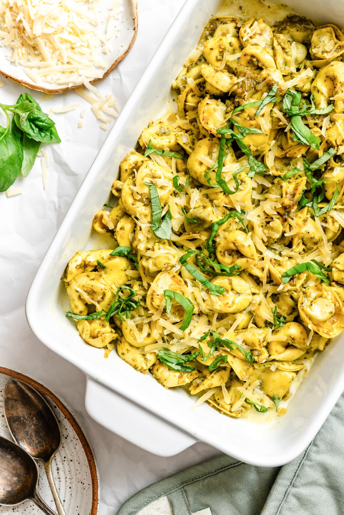 Pesto Tortellini in baking dish 