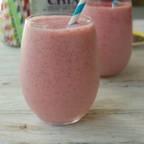 Strawberry Banana Chia Smoothie in a glass
