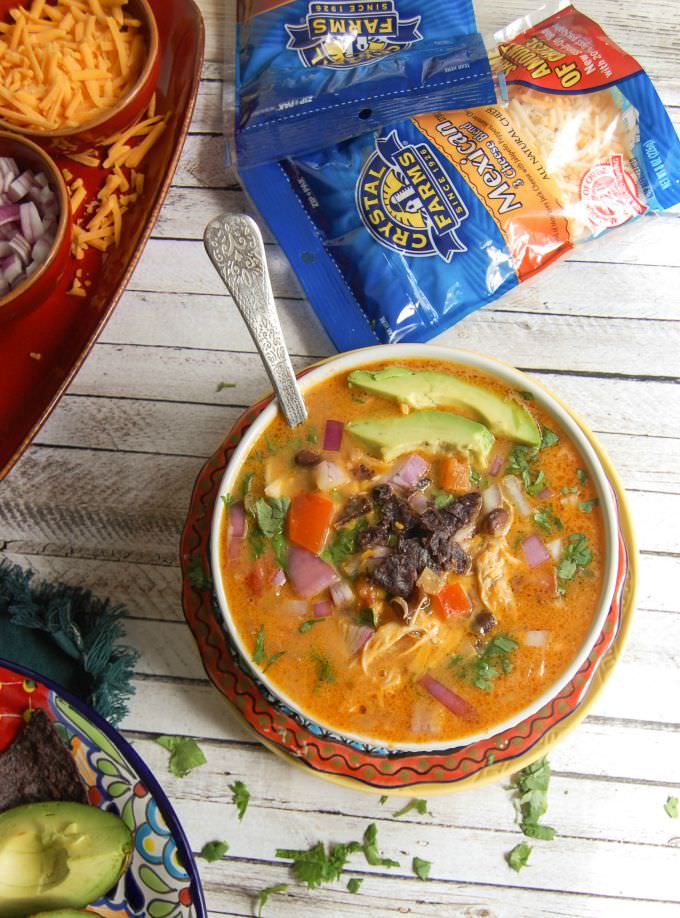 Slow Cooker Mexican Cheesy Chicken Soup