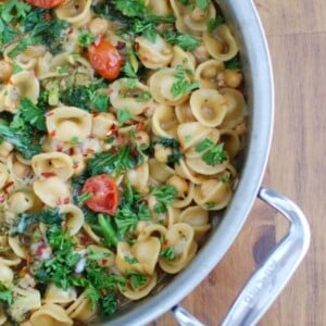 One Pot Chickpea Kale Pasta Recipe 1200 x 1200