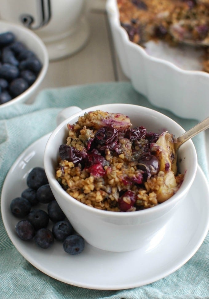 Baked Blueberry Banana Steel Cut Oatmeal - so good