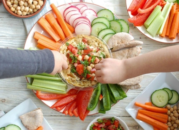 Lebanese Style Hummus - healthy