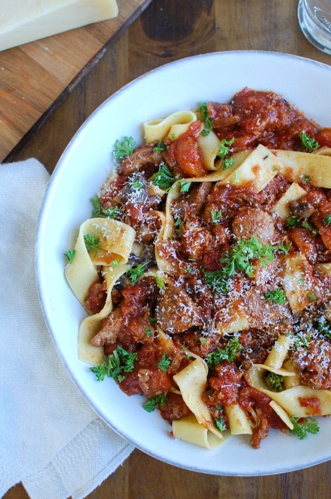 Slow Cooker Turkey Sausage Bolognese Sauce - the best sauce