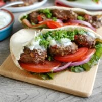 Mediterranean Burger with Mint Yogurt Sauce - easy dinner