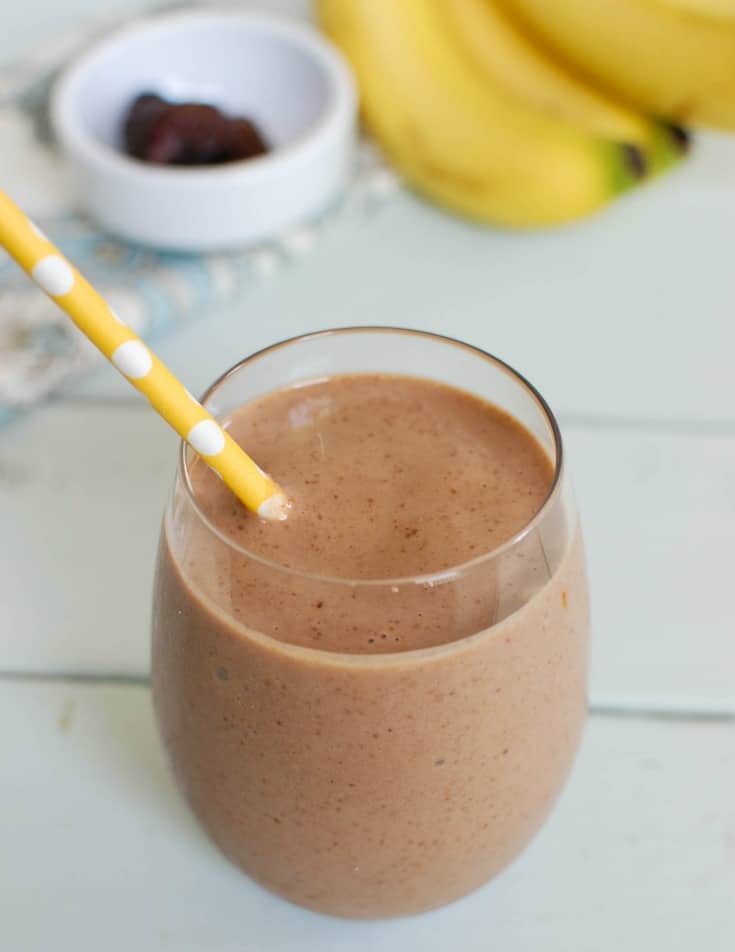 Banana Date Smoothie is creamy and rich. You will think this healthy smoothie is a treat.