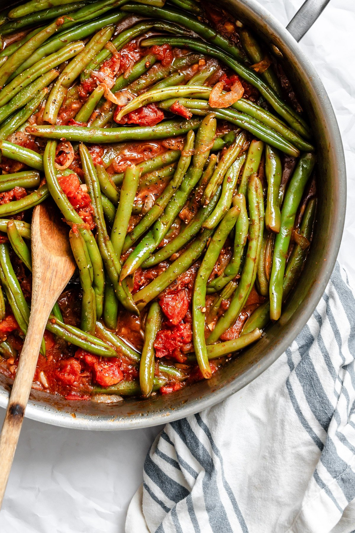Lebanese Green Beans in a skillet 