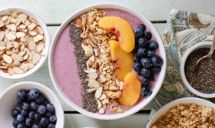 Peach Blueberry Smoothie Bowl is the perfect start to your day. Healthy ingredients make this a good choice for a snack too. 