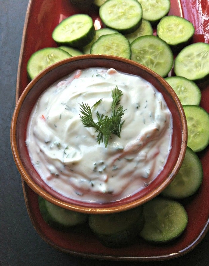 creamy-dill-greek-yogurt-dip