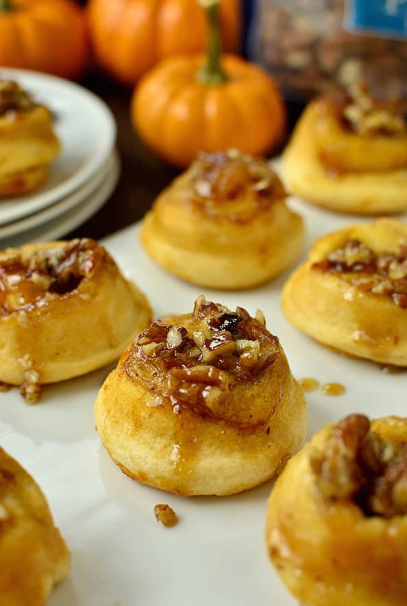 Mini-Pumpkin-Sticky-Buns-14_mini