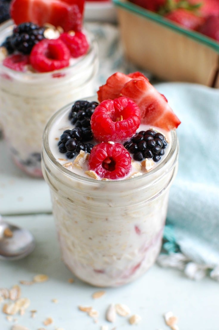 Berry Overnight Oats - Pass Me Some Tasty