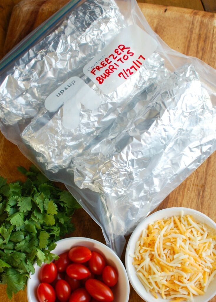 Vegetarian Breakfast Egg Burritos are a nice make-ahead breakfast for those busy days, especially during the school year. These breakfast burritos are loaded with veggies, eggs and cheese along with warm Southwestern spices. Make a big batch of these burritos and freeze them for later! 