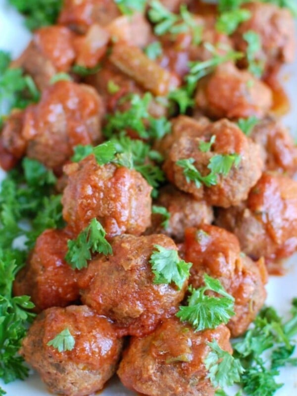 Slow Cooker Mediterranean Beef Meatballs 1200 x 1200