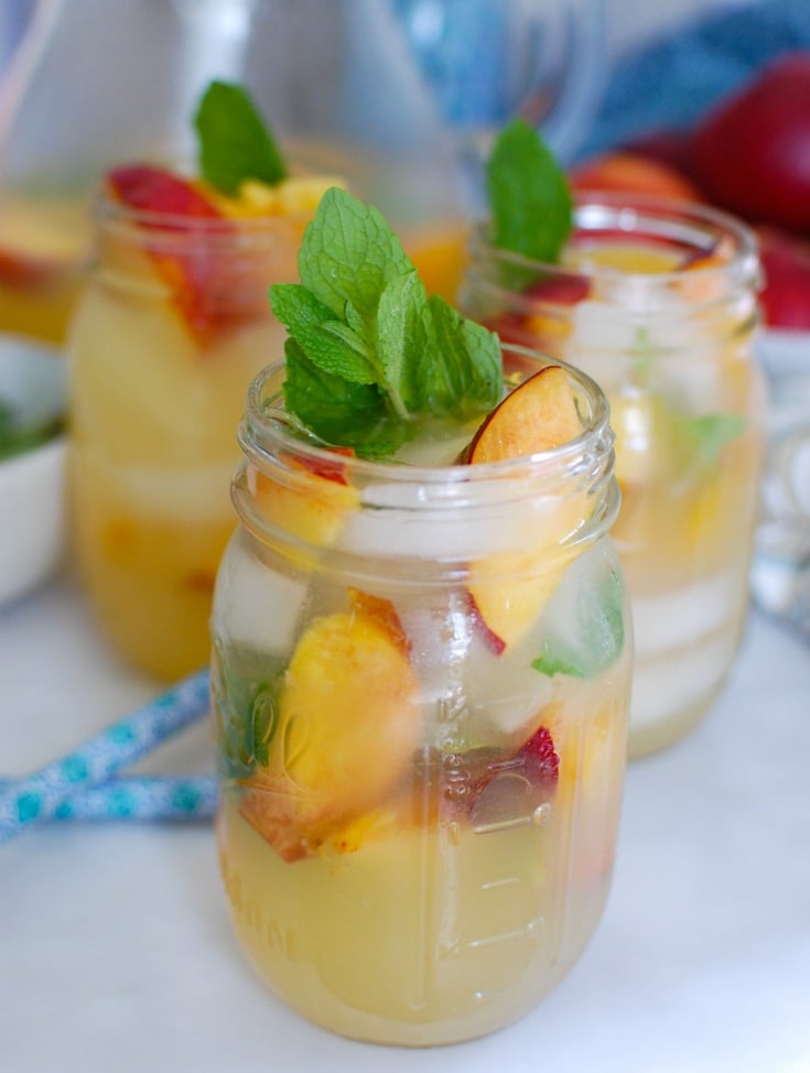 Sparkling Peach Lemonade Three Drinks 