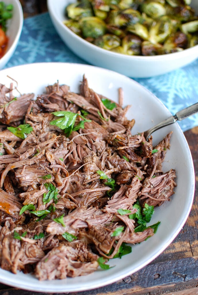 Slow Cooker Balsamic Short Ribs Shredded Beef