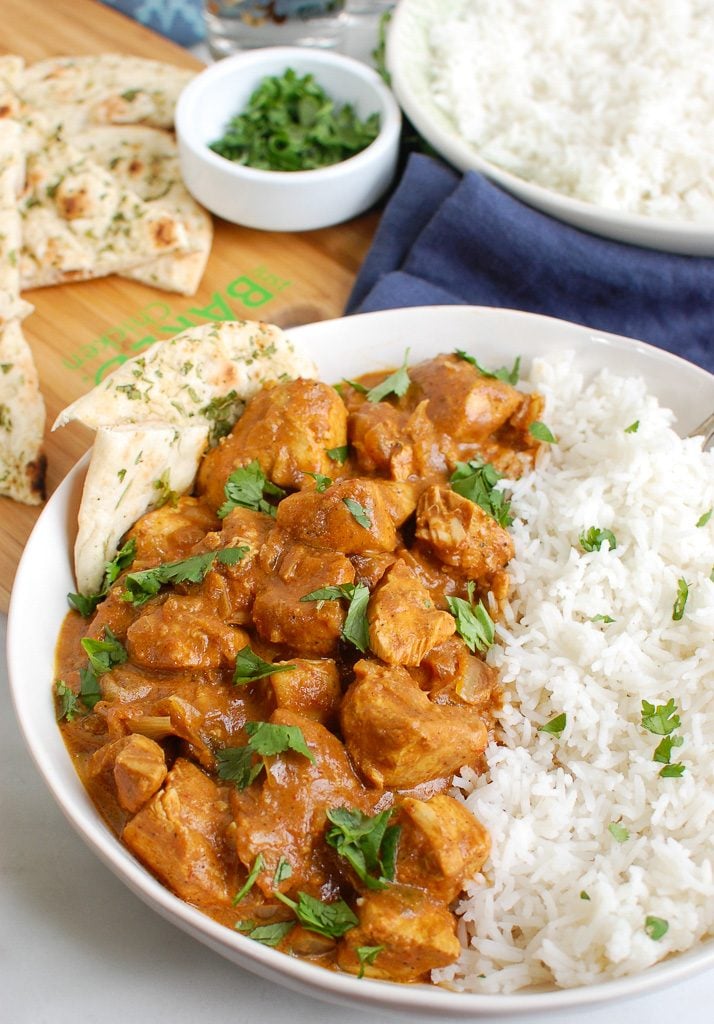 Slow Cooker Butter Chicken White Bowl