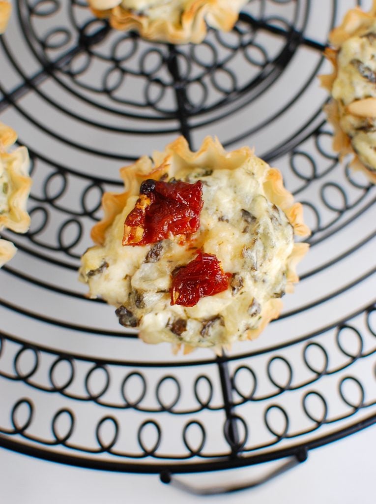 Spinach Artichoke Sun-dried Tomato Phyllo Bites Single 