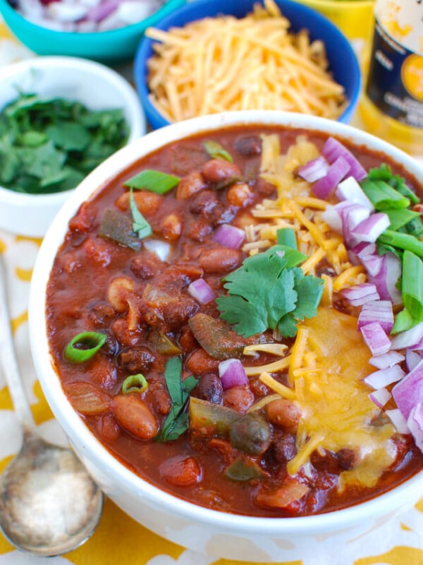 Slow Cooker Vegetarian Chili White Bowl