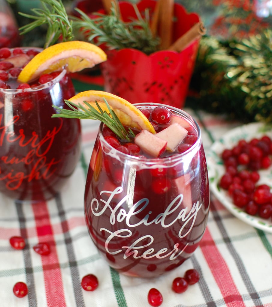 Christmas Sangria with fruit