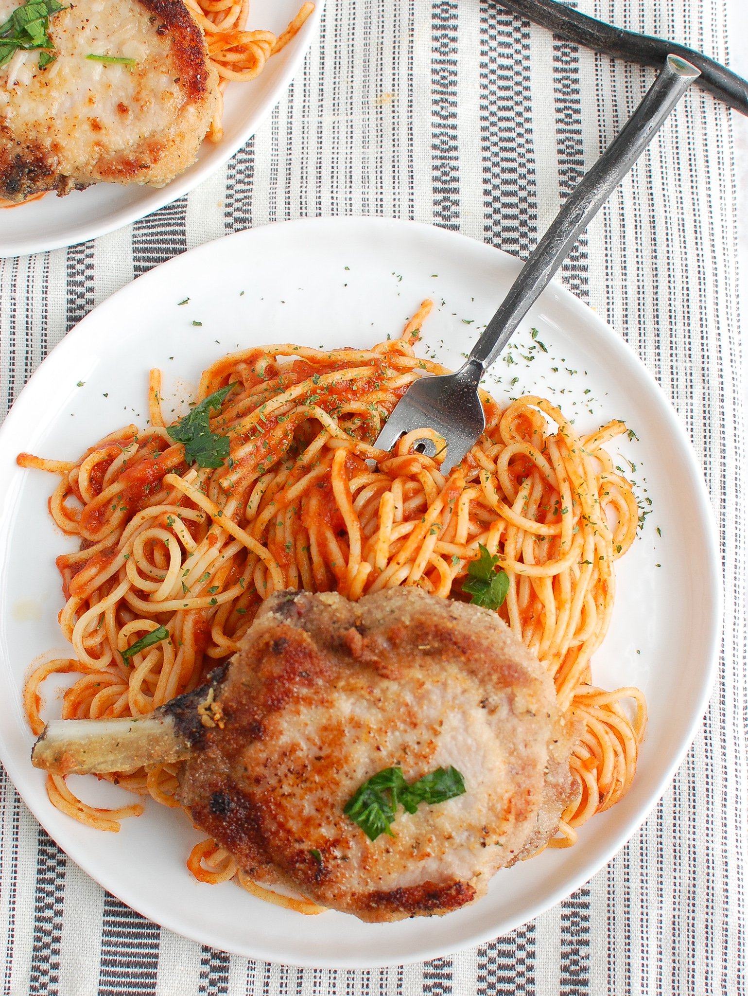 How to Bake Pork Chops in the Oven with logo