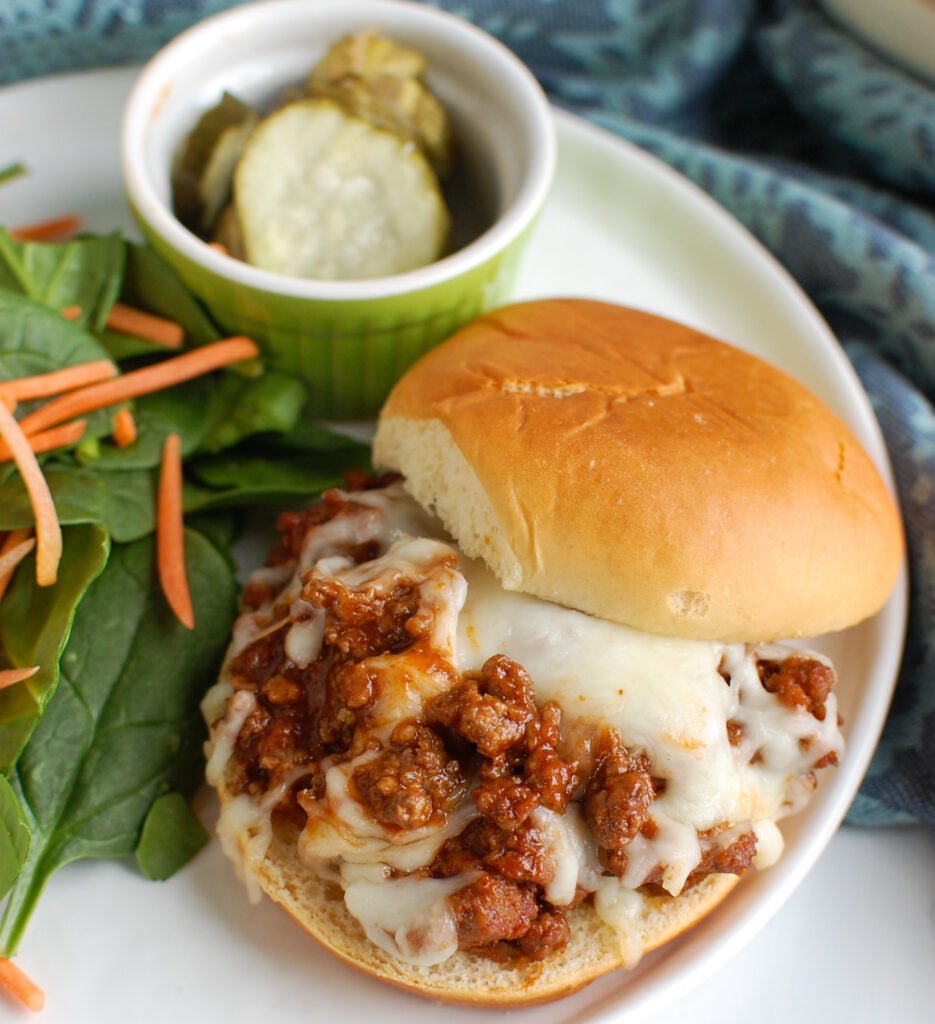 Make Sloppy Joes with bun