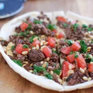 Spiced Beef and Hummus Pita Pizza 1200 x 1200