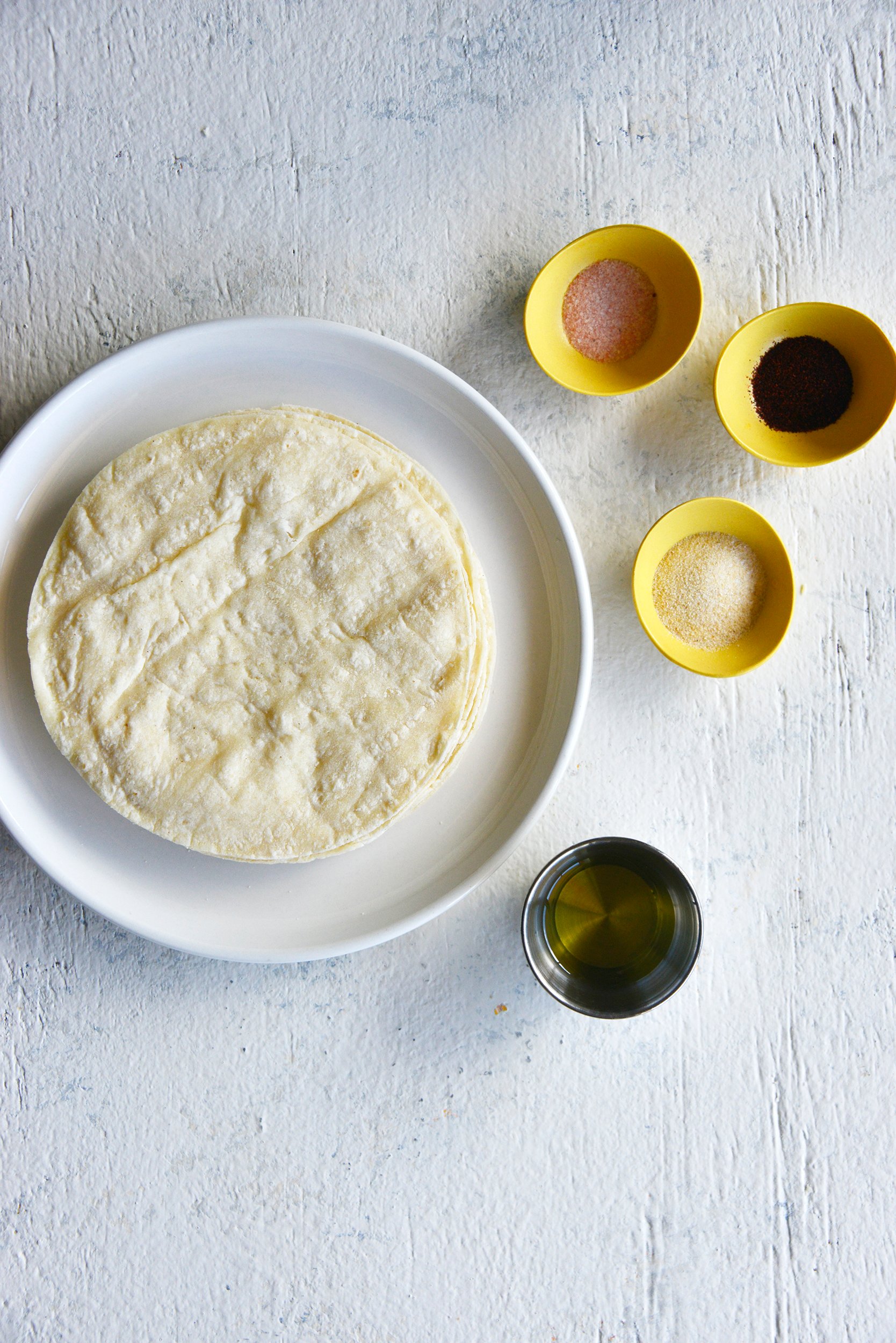 How to Make Chips with Tortillas ingredients. 