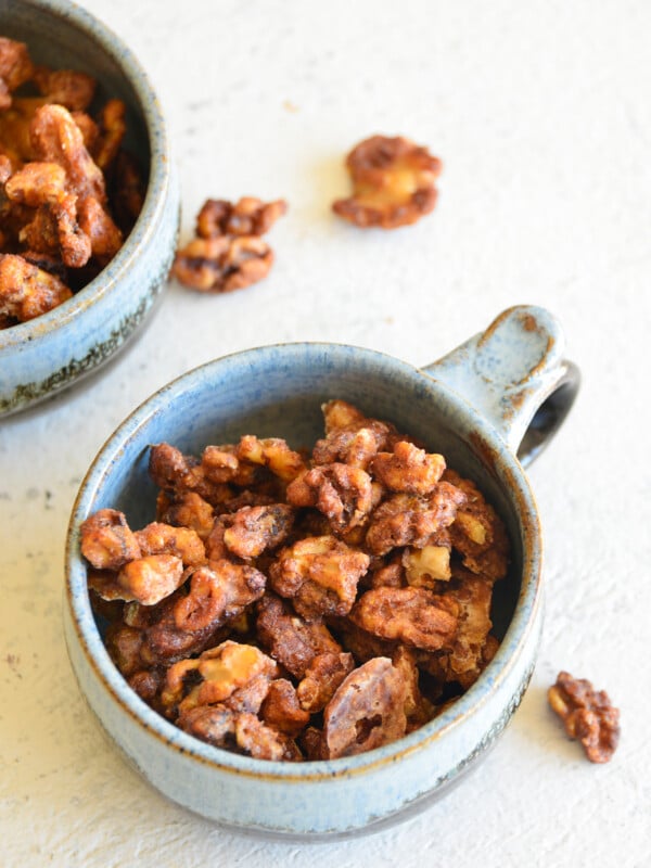 Easy Candied Walnuts in a teal bowl