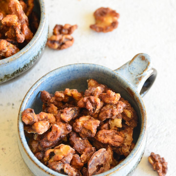 Easy Candied Walnuts in a teal bowl