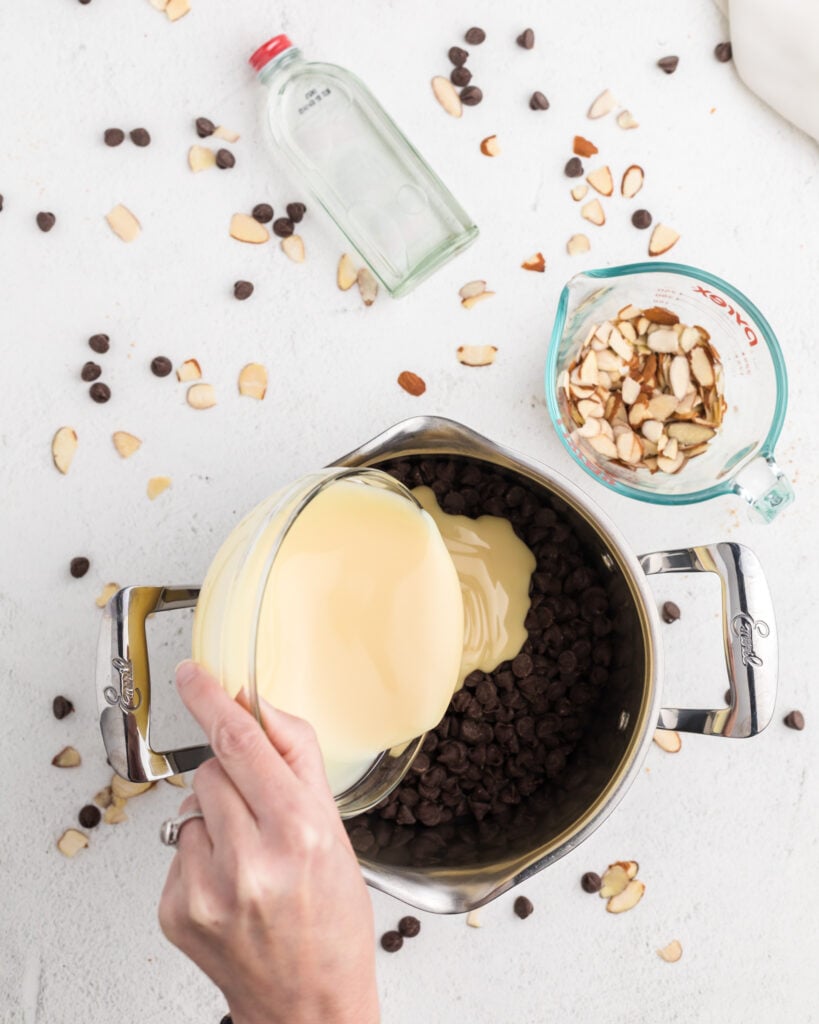 Easy Chocolate Fudge in pot