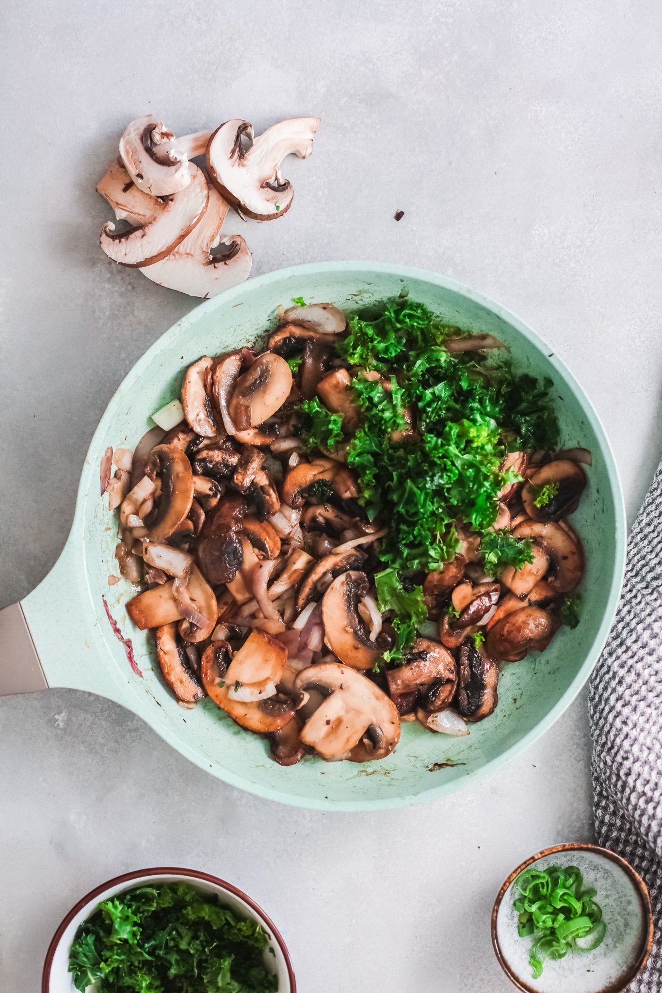 Easy Korean Noodles Recipe with kale.