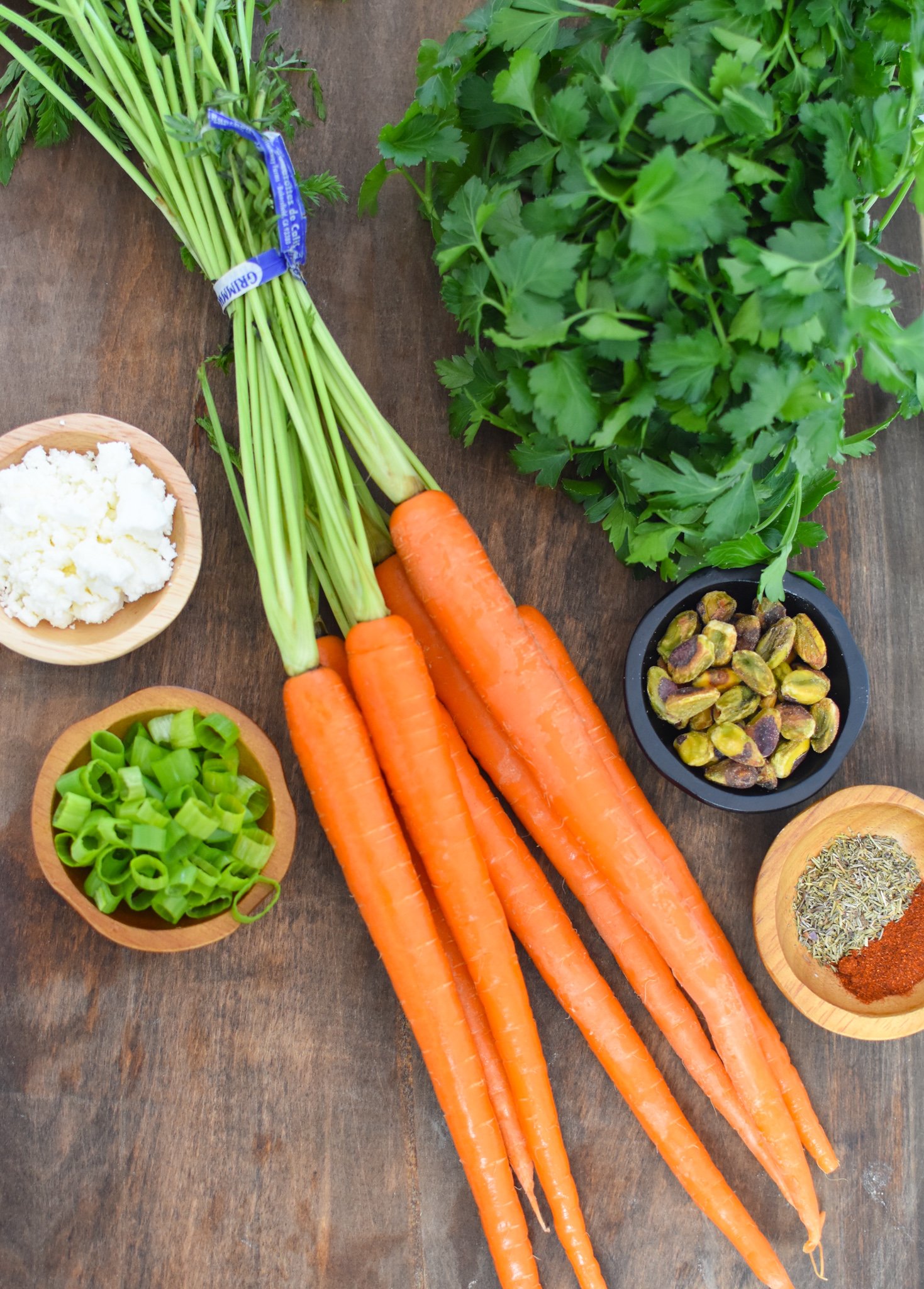 Roasted Carrots with Pistachios ingredients. 