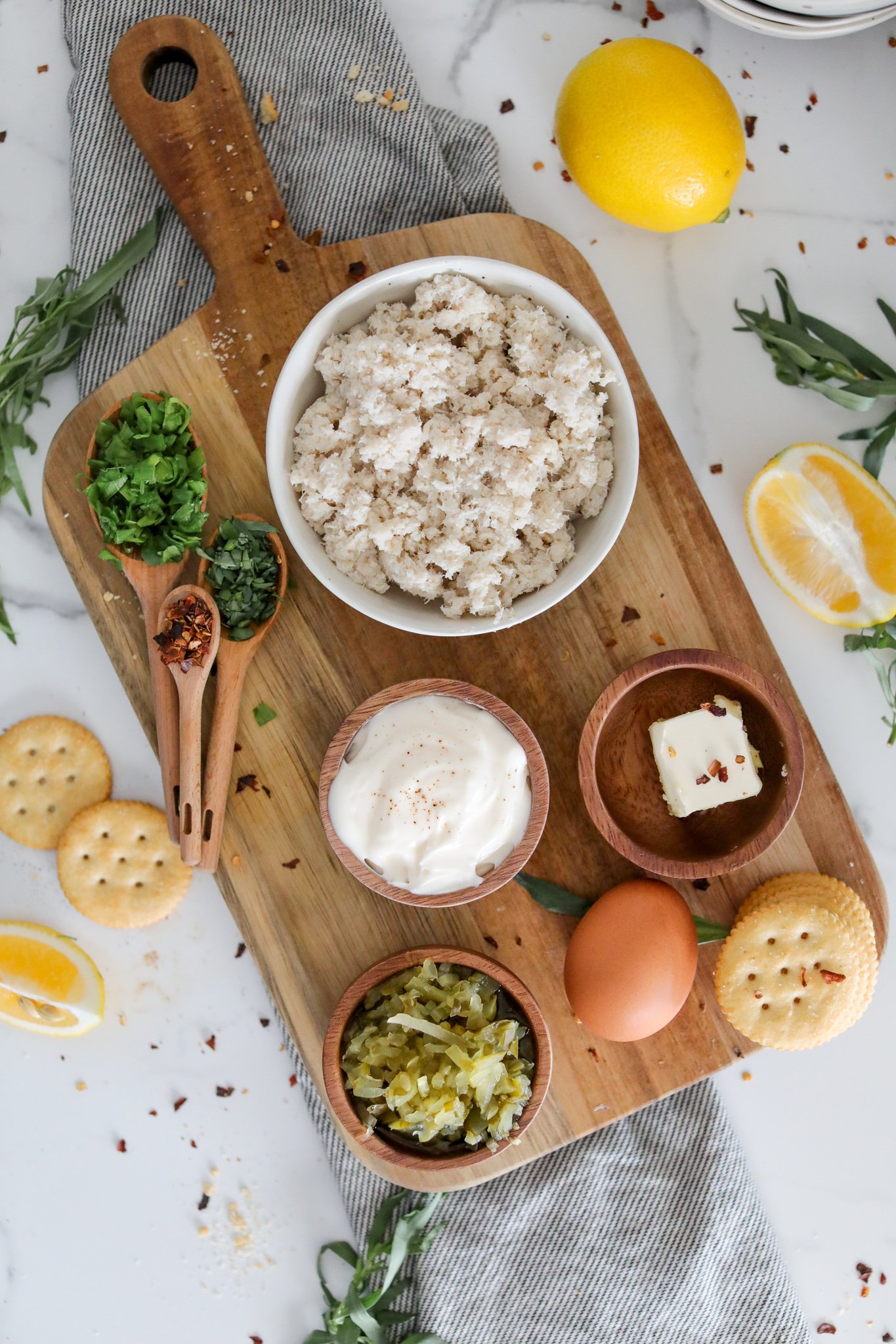 Easy Crab Cake Recipe ingredients. 