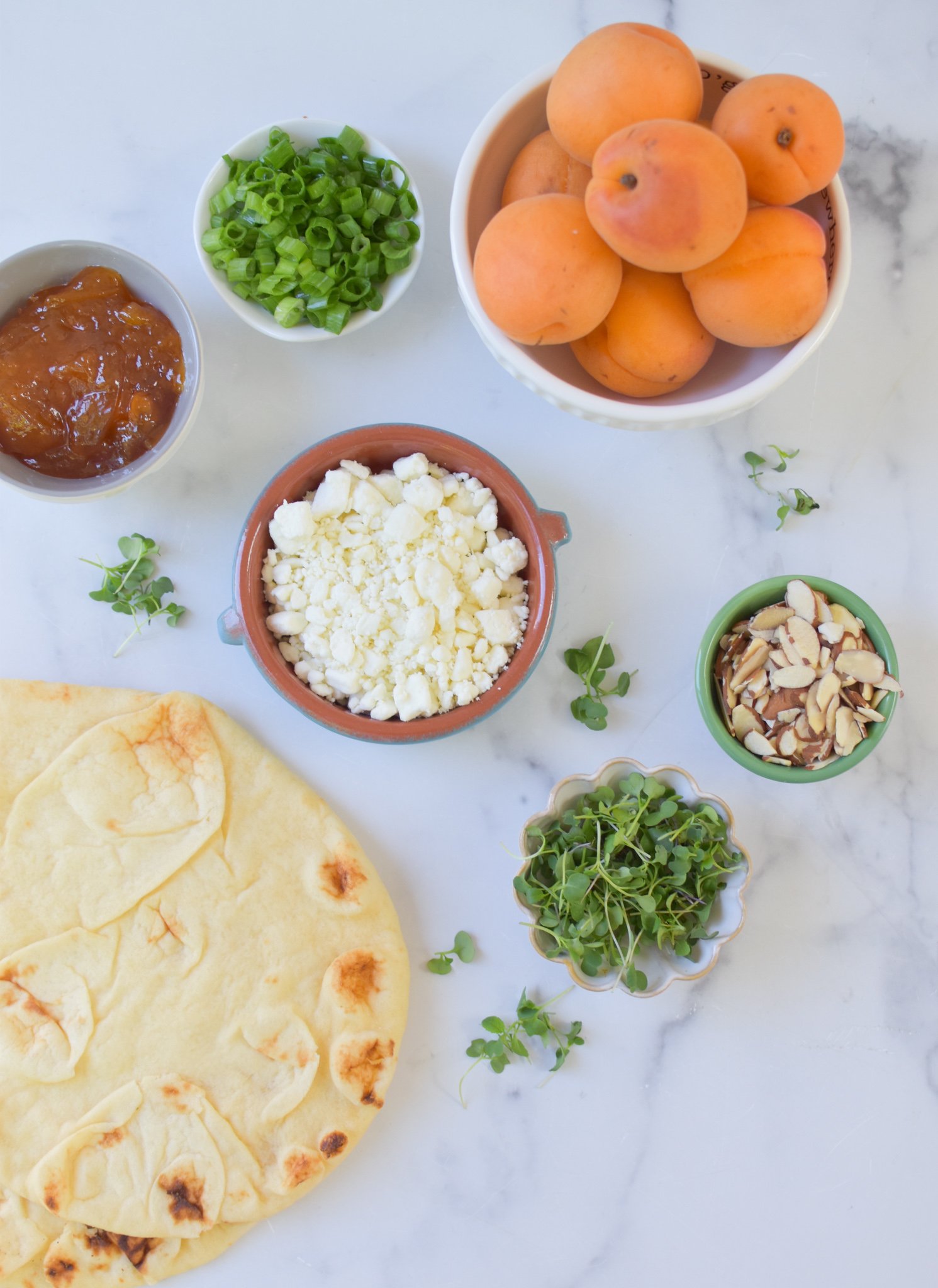 Goat Cheese Apricot Pizza ingredients. 