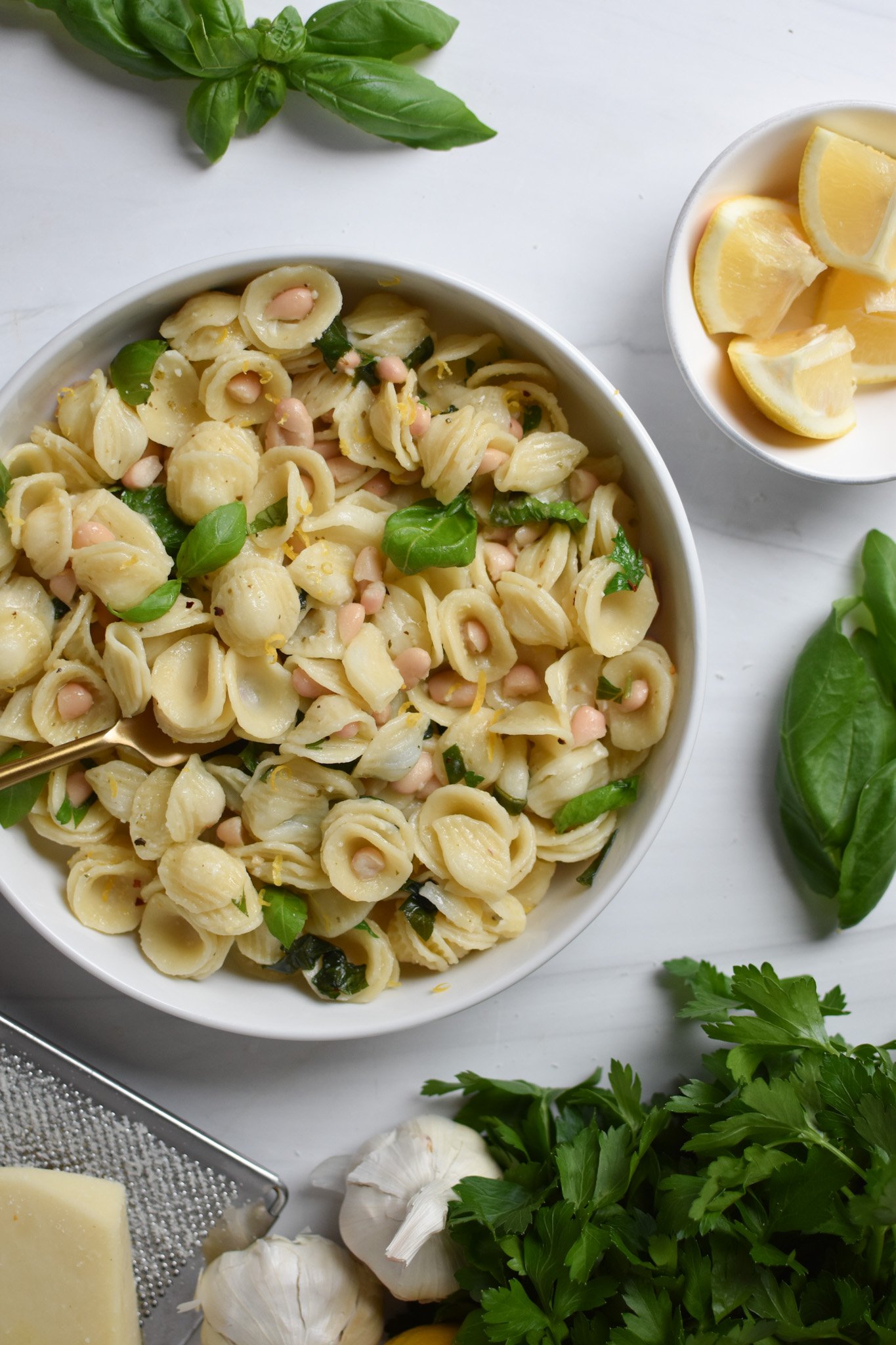 Lemon Basil Pasta with basil and white beans. 