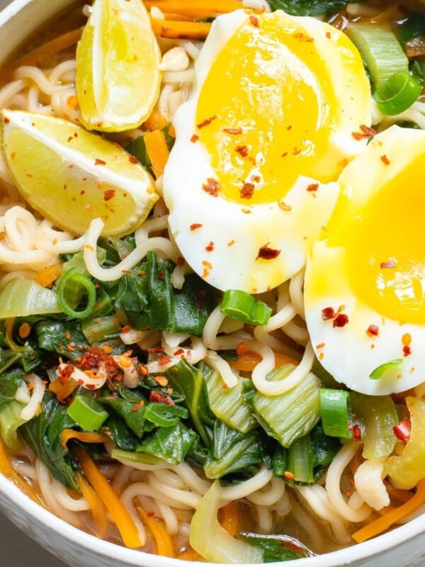 Easy Ramen Noodle Soup in a bowl