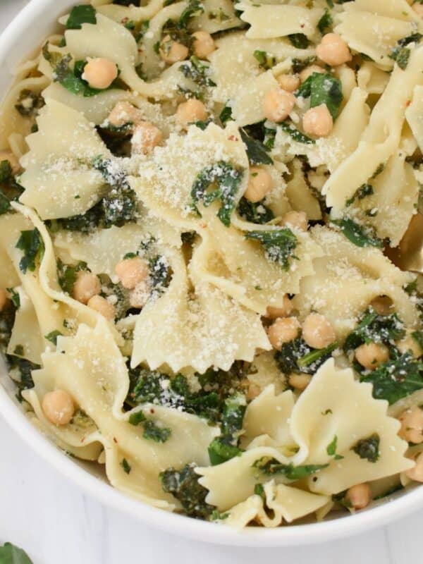 Cheesy Kale Pasta 1200 x 1200