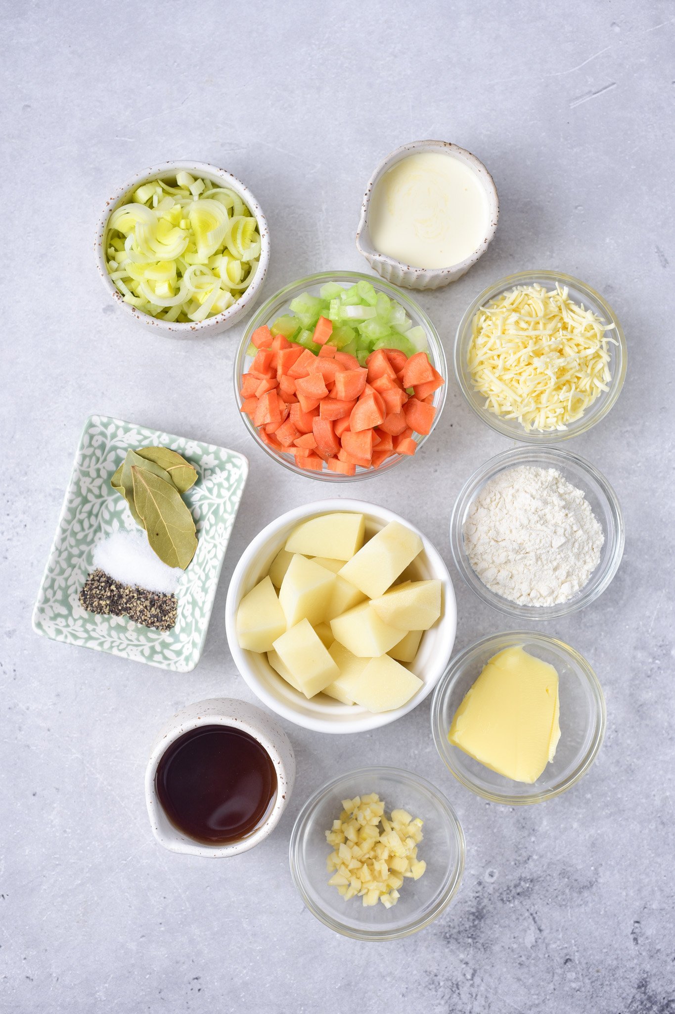Potato Leek Soup ingredients. 