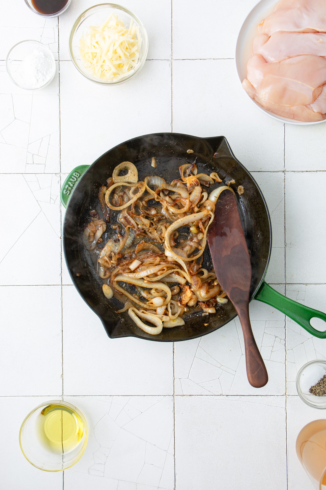 French Onion Chicken caramelized onions 