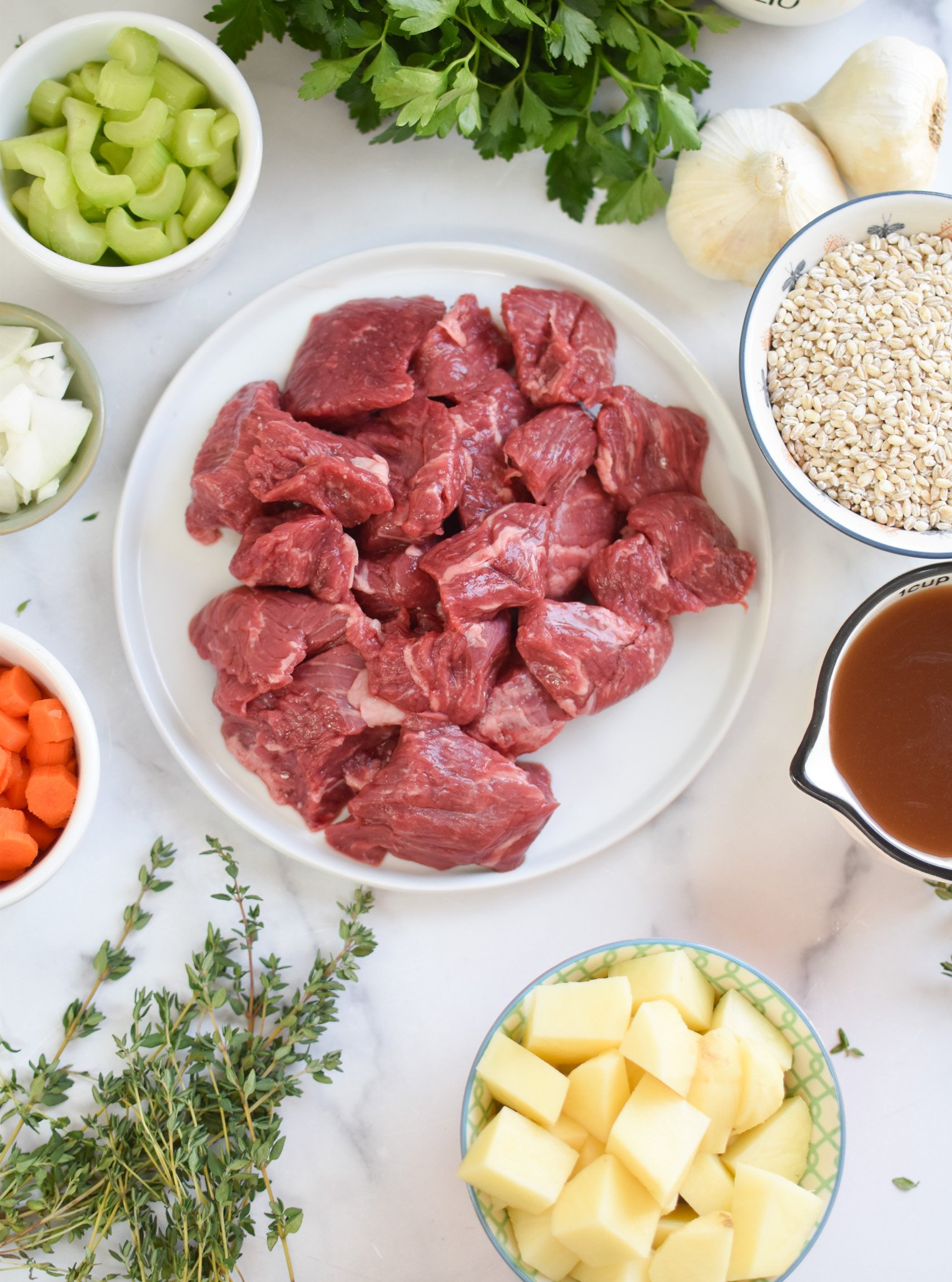 Slow Cooker Beef Barley Soup ingredients 