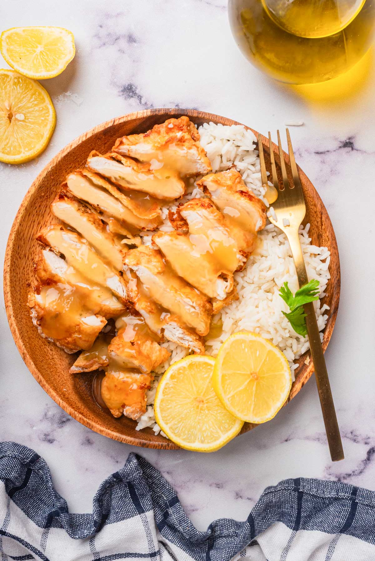 Air Fryer Chicken Breast with lemon slices