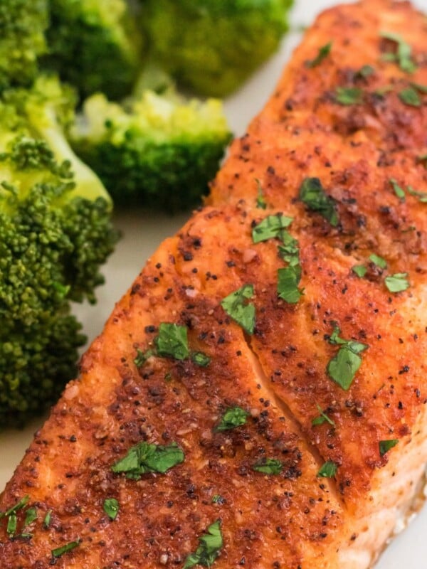 Air Fryer Salmon 1200 x 1200